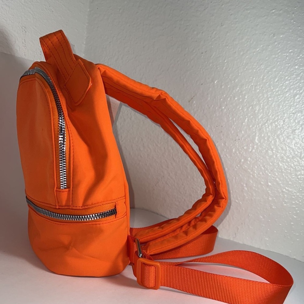 INC Mini backpack - Picture 4 of 7